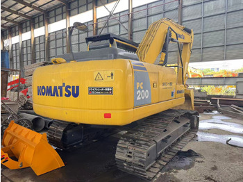 حفارات زحافة KOMATSU PC200-8: صور 2