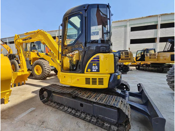 حفارة مصغرة KOMATSU PC55MR: صور 4