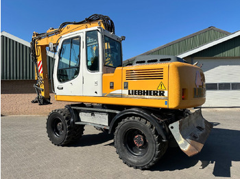 حفارة على عجلات Liebherr A900C: صور 3