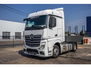 شاحنة جرار MERCEDES-BENZ Actros 1845