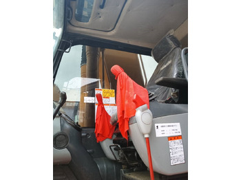 حفارات زحافة جديد Komatsu PC 220-8: صور 5 حفارات زحافة جديد Komatsu PC 220-8: صور 5