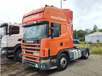 شاحنة جرار SCANIA 124