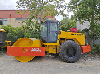 مدماج DYNAPAC