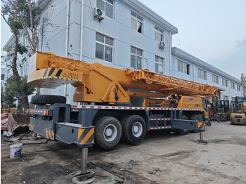 موبايل كرين XCMG QY80K 80T TRUCK CRANE: صور 4