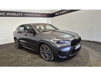 سيارة دفع رباعي BMW