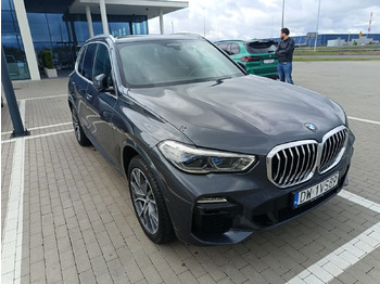 سيارة BMW