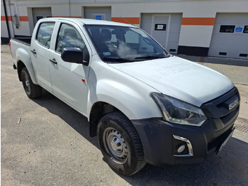شاحنة البيك أب ISUZU