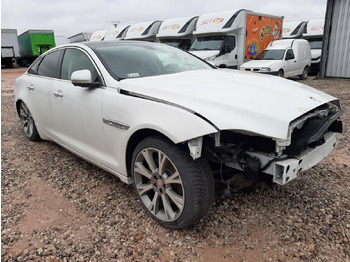 سيارة JAGUAR