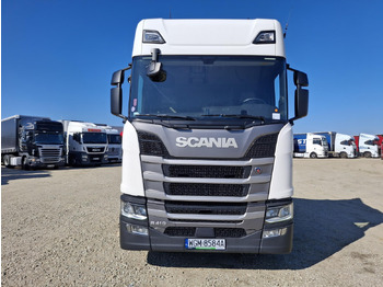 شاحنة جرار SCANIA R410  CIĄGNIK SIODŁOWY: صور 3