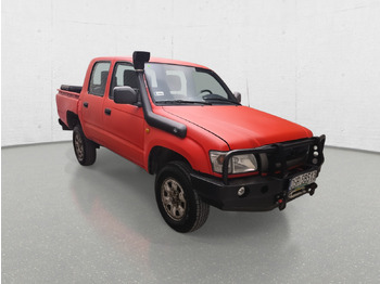 شاحنة البيك أب TOYOTA Hilux