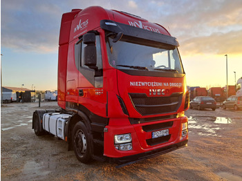 شاحنة جرار IVECO