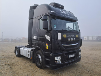 شاحنة جرار IVECO