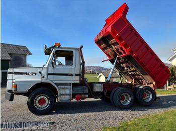 قلابات 1984 Scania T112H 6X2 LC38, Veteran snutebil med tipp: صور 2