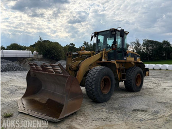 اللودر بعجل CATERPILLAR 938G