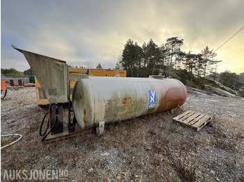 معدات البناء