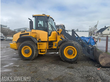 اللودر بعجل VOLVO L50