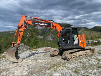 حفارة HITACHI ZX135