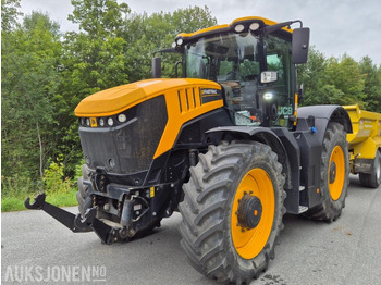 جرار JCB