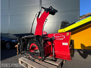 الآلات والماكينات الزراعية