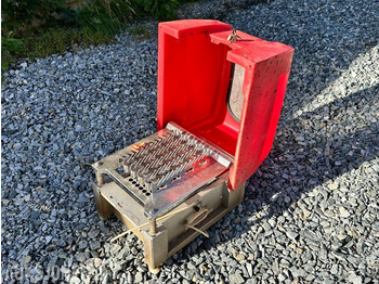 الآلات والماكينات الزراعية LELY