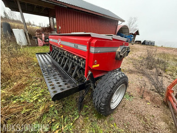 الآلات والماكينات الزراعية