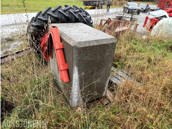 الآلات والماكينات الزراعية BETONGLODD TIL TRAKTOR / 1300KG: صور 2