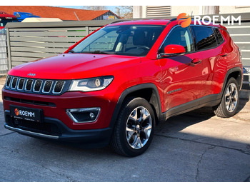 سيارة دفع رباعي JEEP