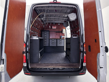 فان Mercedes-Benz Sprinter 314 2.2 CDI L2H2 Navigatie Inrichting Betimmering Cruise Control Navigatie 220v Omvormer Sidebars: صور 4 فان Mercedes-Benz Sprinter 314 2.2 CDI L2H2 Navigatie Inrichting Betimmering Cruise Control Navigatie 220v Omvormer Sidebars: صور 4