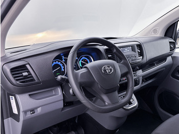Interior photo 2: تأجير Toyota PROACE Electric Worker Extra Range Cool Long 330 KM Actieradius WLTP Cruise Control Betimmering Toyota PROACE Electric Worker Extra Range Cool Long 330 KM Actieradius WLTP Cruise Control Betimmering