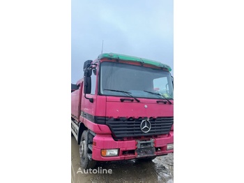 شاحنات مسطحة, شاحنة كرين Mercedes-Benz Actros MP1: صور 2