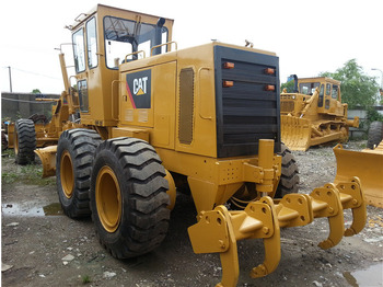 آلة تسوية الأرض CAT 140H Grader: صور 4