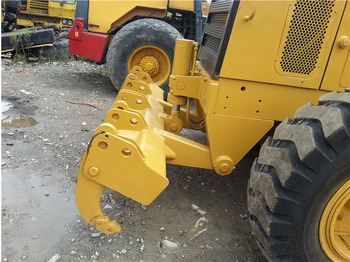 آلة تسوية الأرض CAT 140H Grader: صور 4