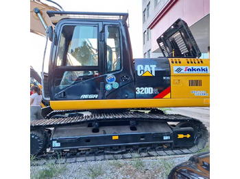 حفارات زحافة CATERPILLAR 320D2