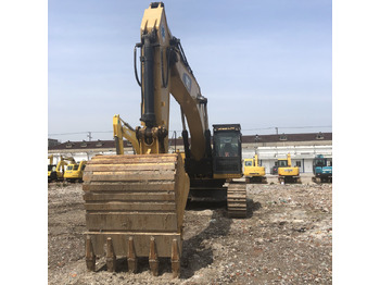 حفارة CATERPILLAR 336D2