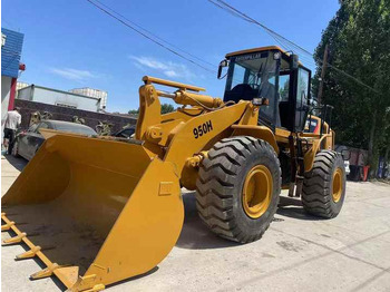 اللودر بعجل CATERPILLAR 950H