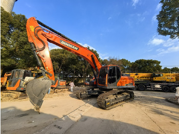 حفارات زحافة DOOSAN DX300LC