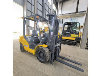 تأجير  Komatsu FD30 Forklift Komatsu FD30 Forklift: صور 3
