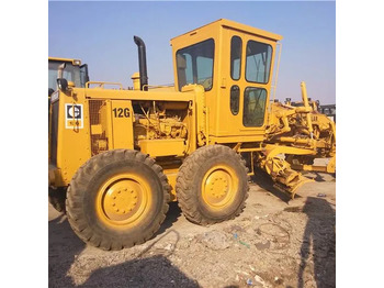 آلة تسوية الأرض CATERPILLAR 140H