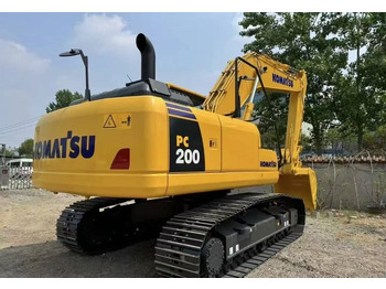 حفارات زحافة KOMATSU PC200-8