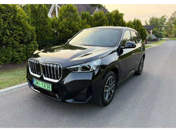 سيارة دفع رباعي BMW