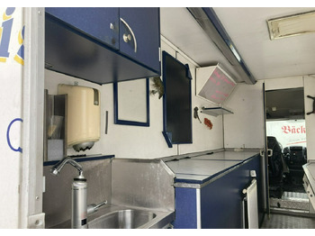 شاحنات طعام, الشاحنات الصغيرة Fiat Ducato Autosklep mięso-ryba Gastronomiczny Food Truck Foodtruck sklep 2004: صور 3