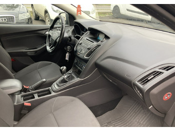 هاتشباك Ford Focus III Focus 1.0 EcoBoost Klima Salon PL 2015: صور 4