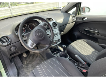 هاتشباك Opel Corsa D Opel Corsa 1,2-16V Klima Salon PL Bagażnik na Rowery Model 2010: صور 4