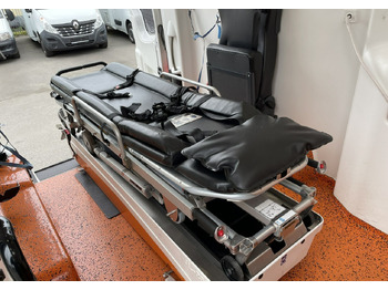 سيارة إسعاف Volkswagen Crafter Crafter 2.0-163KM Karetka Ambulans Wyposażony Model 2016: صور 4