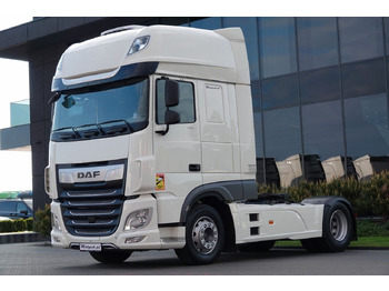 شاحنة جرار DAF XF 530