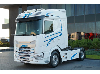 شاحنة جرار DAF XG 530
