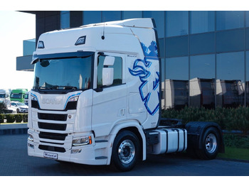 شاحنة جرار SCANIA R 450