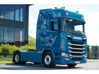 شاحنة جرار SCANIA S 500