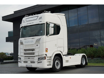 شاحنة جرار SCANIA S 500
