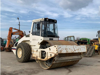 مدماج BOMAG BW213DH-4